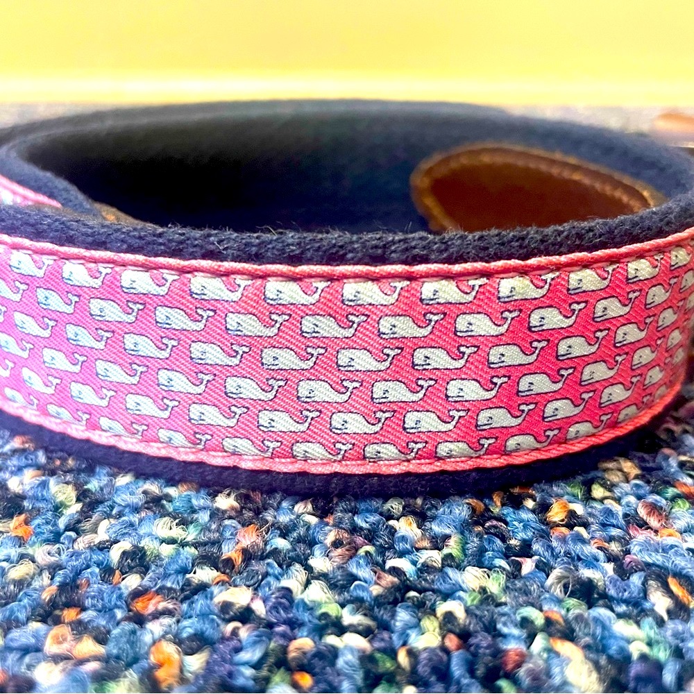 Vineyard Vines fabric and leather belt, 26”